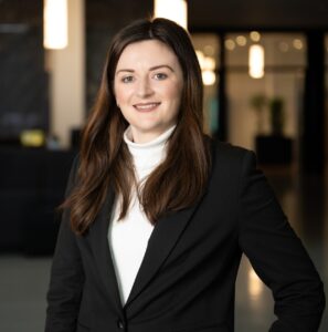 Lauren Bio Photo for Website